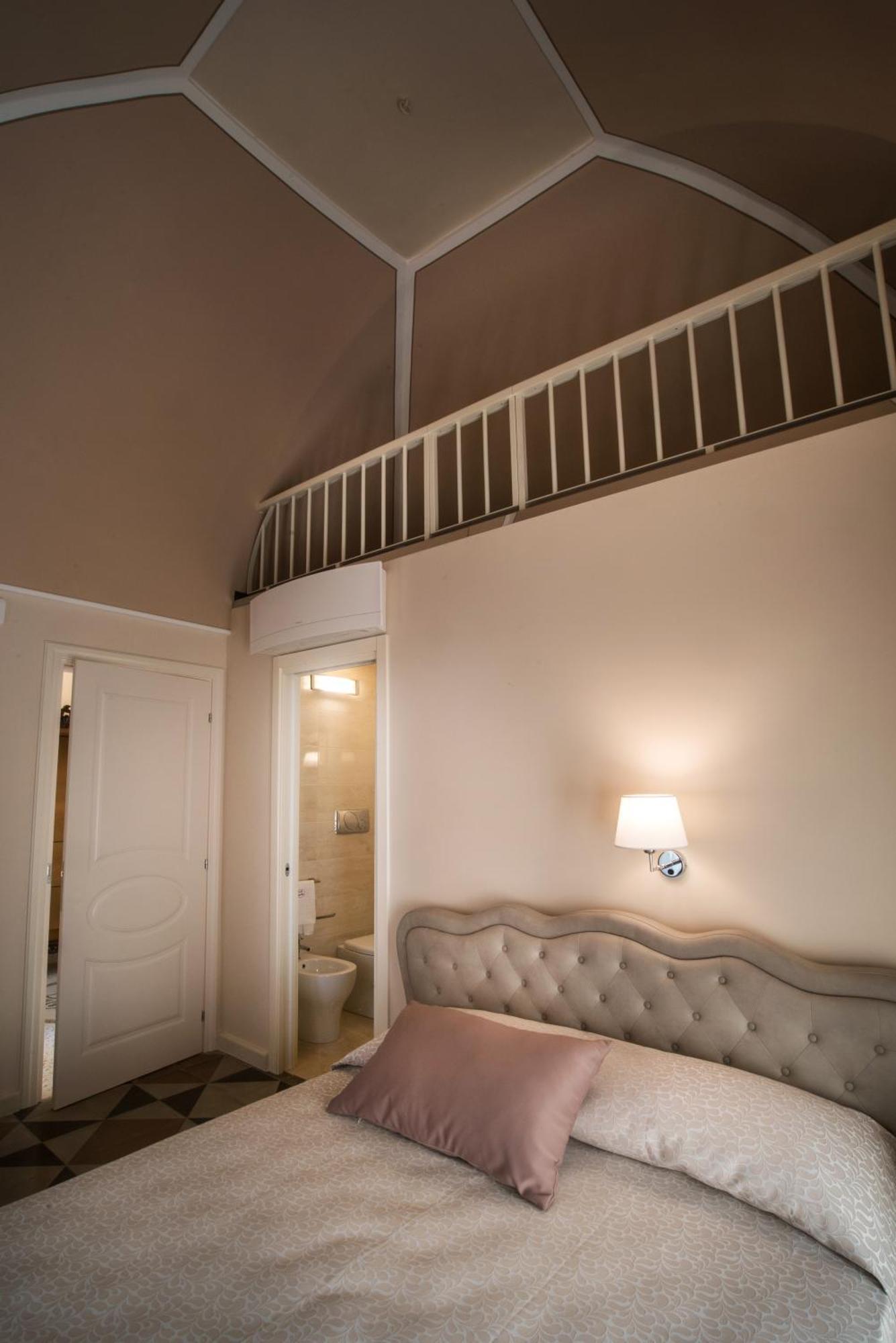 Palazzo Bove Bed and Breakfast Galatone Eksteriør billede